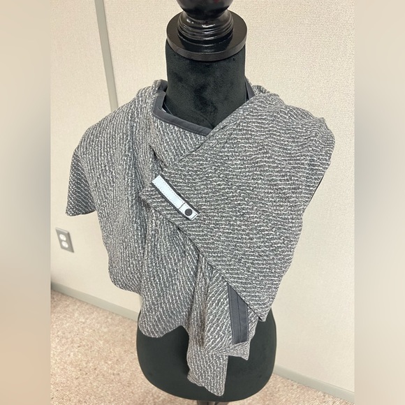 lululemon athletica Accessories - Lululemon gray scarf